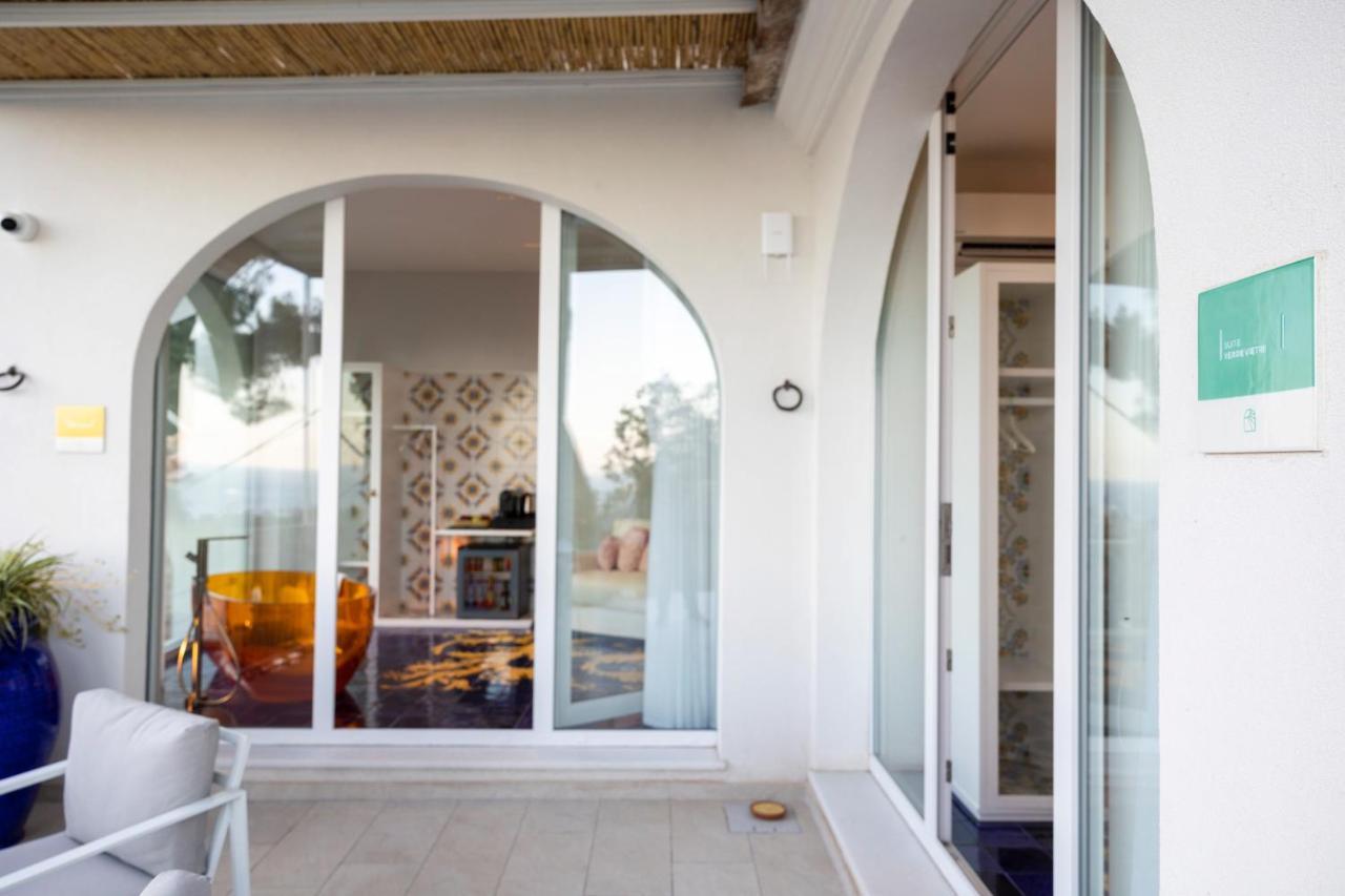 Decori Suites Amalfi Coast - Free Parking Vietri sul Mare Exterior photo